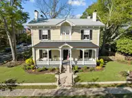 626 W Main Street, Washington, NC 27889 — 4-bedroom home in Historic District, Washington, NC, photo 4 of 54: 4-web-or-mls-DJI_0072