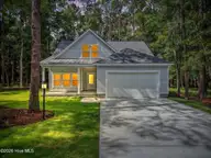 593 Folly Drive, Bolivia, NC 28422 — 3-bedroom home in River Run Plantation, Bolivia, NC, photo 4 of 76