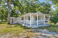 212 Dogwood Drive, Sunset Beach, NC 28468 — 2-bedroom manufactured home in Seaside Station, Sunset Beach, NC, photo 11 of 44: 03-kahunaphoto