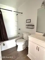 126 Andrews Circle, Mount Olive, NC 28365 — 3-bedroom home, Mount Olive, NC, photo 6 of 10: IMG_5422