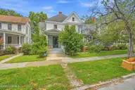 700 W Main Street, Elizabeth City, NC 27909 — 5-bedroom home, Elizabeth City, NC, photo 1 of 33: Front Exterior