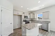 719 Gulley Lane, Jacksonville, NC 28546 — 3-bedroom home in Stateside, Jacksonville, NC, photo 16 of 35: SIMILAR PHOTO 32 (6)