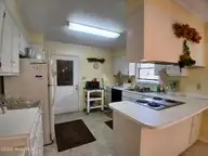 102 Foxwood Place, Goldsboro, NC 27530 — 3-bedroom home in Crestwood, Goldsboro, NC, photo 9 of 17