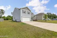 178 Everett Yopp Drive, Sneads Ferry, NC 28460 — 4-bedroom home in Everetts Creek Estates, Sneads Ferry, NC, photo 2 of 42