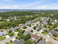 602 Walston Drive, Wilmington, NC 28412 — 4-bedroom home in Arrondale, Wilmington, NC, photo 10 of 51