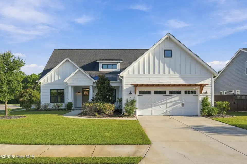 11 Lemongrass Court, Hampstead, NC 28443 — 3-bedroom home in Carolina Creek, Hampstead, NC, photo 1 of 60
