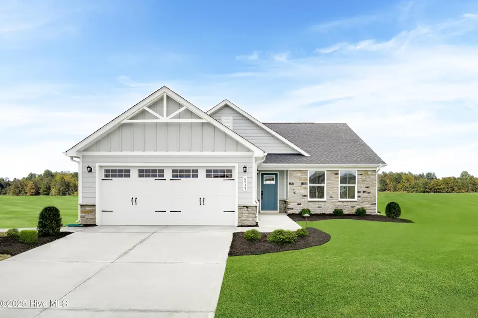 3341 Primrose Drive, Navassa, NC 28451 — 3-bedroom home in Lakes at Riverbend, Navassa, NC, photo 1 of 31