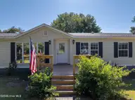 1608 Patsy Lane, Wilmington, NC 28405 — 4-bedroom manufactured home, Wilmington, NC, photo 4 of 51: 1608 Patsy - Photos - MLS (1)
