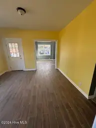 201 W Highland Avenue, Kinston, NC 28501 — 3-bedroom home, Kinston, NC, photo 10 of 27: IMG_1999