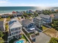 701 S Shore Drive, Surf City, NC 28445 — 6-bedroom waterfront home, Surf City, NC, photo 18 of 57: 19-web-or-mls-17
