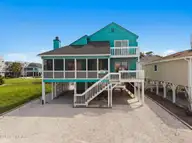 425 31st Street, Sunset Beach, NC 28468 — 3-bedroom home, Sunset Beach, NC, photo 3 of 53
