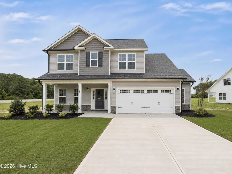 21 Yardley Drive, Smithfield, NC 27577 — 3-bedroom home in Lucas Park, Smithfield, NC, photo 1 of 17