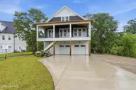 305 Landon Lane, Sneads Ferry, NC 28460 — 3-bedroom home in Marsh Haven Landing, Sneads Ferry, NC, photo 2 of 39