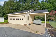 201 Ashby Lane, Goldsboro, NC 27530 — 3-bedroom home in Ashby Hills, Goldsboro, NC, photo 5 of 23: 064-201AshbyLnGoldsboro_071