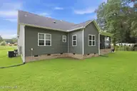 155 Tupelo Trail, New Bern, NC 28562 — 4-bedroom waterfront home in Reedy Creek, New Bern, NC, photo 23 of 37: 42-web-or-mls-0C0A7837