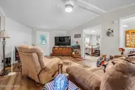 2816 Deer Run, Rocky Mount, NC 27801 — 3-bedroom manufactured home in Deer Run, Rocky Mount, NC, photo 4 of 32: 004-2816DeerRun-RockyMount-NC-27801-FULL