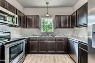 409 Blockade Shoal Lane, Jacksonville, NC 28546 — 3-bedroom townhome in Towne Pointe, Jacksonville, NC, photo 11 of 63
