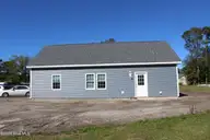 216 W Charity Road, Rose Hill, NC 28458 — 3-bedroom home, Rose Hill, NC, photo 6 of 12: IMG_0066