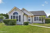 806 Saddle Point, Wilmington, NC 28411 — 3-bedroom home in Newbury Woods, Wilmington, NC, photo 2 of 23