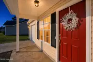174 Ashbury Park Lane, Richlands, NC 28574 — 3-bedroom home in Ashbury Park, Richlands, NC, photo 6 of 43