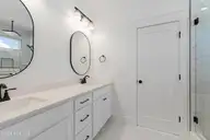 116 Scouts Bend Road, Beaufort, NC 28516 — 3-bedroom home in Beaufort Club, Beaufort, NC, photo 16 of 34: Primary Bathroom