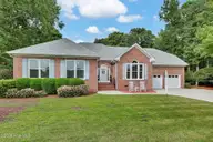 4102 Greens Ferry Court, Wilmington, NC 28409 — 4-bedroom home in Lansdowne South, Wilmington, NC, photo 3 of 48: 004_img_0920_194