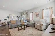 101 Spinnaker Street B, Elizabeth City, NC 27909 — 3-bedroom waterfront townhome in Tooley Harbor Villas, Elizabeth City, NC, photo 6 of 39: 32_101b_spinnaker_e_city_021