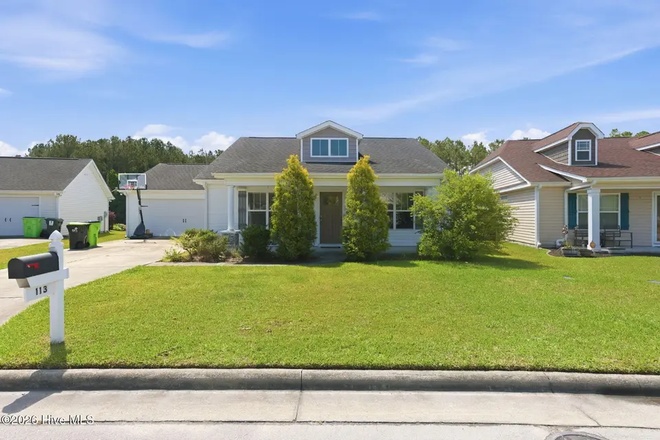 113 Craftsman Drive, New Bern, NC 28562 — 3-bedroom waterfront home in Craeberne Forest, New Bern, NC, photo 1 of 49: Front of the House
