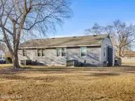 304 Starling Street, Jacksonville, NC 28540 — 4-bedroom home, Jacksonville, NC, photo 9 of 13