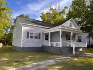 713 E Church Street, Tarboro, NC 27886 — 3-bedroom home, Tarboro, NC, photo 2 of 14: IMG_7034 copy