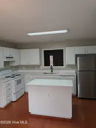 571 Deer Run Road, New Bern, NC 28562 — 3-bedroom home in Deer Run, New Bern, NC, photo 6 of 27