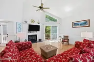 9707 Green Glen Road, Emerald Isle, NC 28594 — 4-bedroom home in Dolphin Ridge, Emerald Isle, NC, photo 20 of 45: living 4