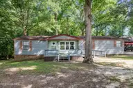 254 Warwick Drive, Pinetops, NC 27864 — 3-bedroom manufactured home in Huntington Park, Pinetops, NC, photo 9 of 46: Front of the House