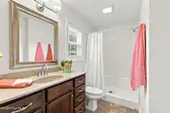 387 Barrington Ridge, Newport, NC 28570 — 3-bedroom home in Lake Arthur Estates, Newport, NC, photo 20 of 40: Primary Bedroom Bathroom