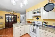 227 E 11th Street, Southport, NC 28461 — 2-bedroom home, Southport, NC, photo 13 of 54