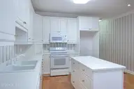 170 Pine Vista Drive, Pinehurst, NC 28374 — 3-bedroom home in Unit 12, Pinehurst, NC, photo 19 of 54: Kitchen4
