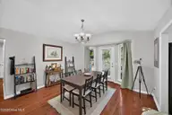 111 Dron Place, Wilmington, NC 28409 — 4-bedroom home in The Thickett, Wilmington, NC, photo 6 of 37: 111DronPlace-17