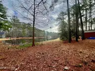 507 Pamlico River Drive, Washington, NC 27889 — 3-bedroom waterfront home in Pamlico Plantation, Washington, NC, photo 14 of 38