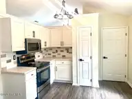 2401 White Road, Wilmington, NC 28411 — 3-bedroom home in Sun Coast, Wilmington, NC, photo 13 of 44: kitchen