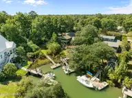 802 Sound View Drive, Hampstead, NC 28443 — 3-bedroom waterfront home in Washington Acres, Hampstead, NC, photo 7 of 66