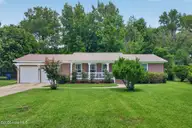 313 Early Drive, Wilmington, NC 28412 — 3-bedroom home in Pine Valley Estates, Wilmington, NC, photo 1 of 42