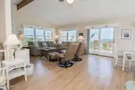 6820 Ocean Drive, Emerald Isle, NC 28594 — 3-bedroom waterfront home in Columbus Square, Emerald Isle, NC, photo 16 of 39: 6820 Ocean Drive