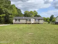 361 Fowler Manning Road, Richlands, NC 28574 — 3-bedroom manufactured home in Hotel Branch Estates, Richlands, NC, photo 2 of 35