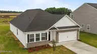 2012 Hap Barden Way, New Bern, NC 28562 — 4-bedroom home in West New Bern, New Bern, NC, photo 2 of 40: 2012 Hap Barden Way 2