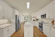 4102 Greens Ferry Court, Wilmington, NC 28409 — 4-bedroom home in Lansdowne South, Wilmington, NC, photo 13 of 48: 014_img_1046_981