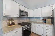 10 Fairway Drive, Whispering Pines, NC 28327 — 3-bedroom home in Whispering Pines, Whispering Pines, NC, photo 13 of 50: 20-web-or-mls-DSC00645