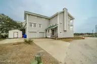 1707 Front Street, Beaufort, NC 28516 — 4-bedroom waterfront home, Beaufort, NC, photo 7 of 47: Rear 1707 Front