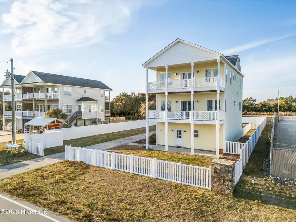 232 Grandview Drive, Sneads Ferry, NC 28460 — 3-bedroom home in Chadwick Acres, Sneads Ferry, NC, photo 1 of 68: DJI_0705
