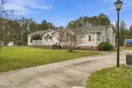 7133 Roebuck Lane NE, Leland, NC 28451 — 3-bedroom manufactured home in Hunters Ridge, Leland, NC, photo 3 of 44: 3_img_0823