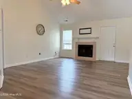 122 Yellowwood Drive, Jacksonville, NC 28546 — 3-bedroom home in Hunters Creek, Jacksonville, NC, photo 7 of 39: IMG_1282